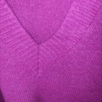 Мек пуловер , снимка 4 - Блузи с дълъг ръкав и пуловери - 43792731