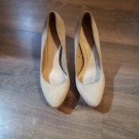 Страхотни елегантни обувки Zara на хит цена, снимка 5 - Дамски обувки на ток - 27638928