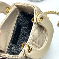 ✨Christian Dior дамски чанти мини / 3 цвята✨, снимка 8 - Чанти - 43505240