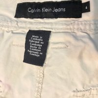 Къси дамски панталони Calvin Klein Jeans, размер 32, снимка 2 - Дънки - 34948179