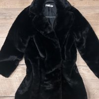 Дамско пухено палто , снимка 1 - Палта, манта - 44063406