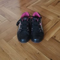 Дамски спортни обувки номер 38 , снимка 2 - Маратонки - 43804391