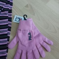 Нов комплект Fila шал и ръкавици , снимка 11 - Шапки, шалове и ръкавици - 27434273