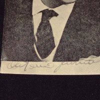 Стара черно бяла снимка с Известна личност с автограф за КОЛЕКЦИЯ 33057, снимка 3 - Колекции - 43070937