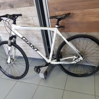 Велосипед хибрид Giant roam xr 2, снимка 4 - Велосипеди - 33554501