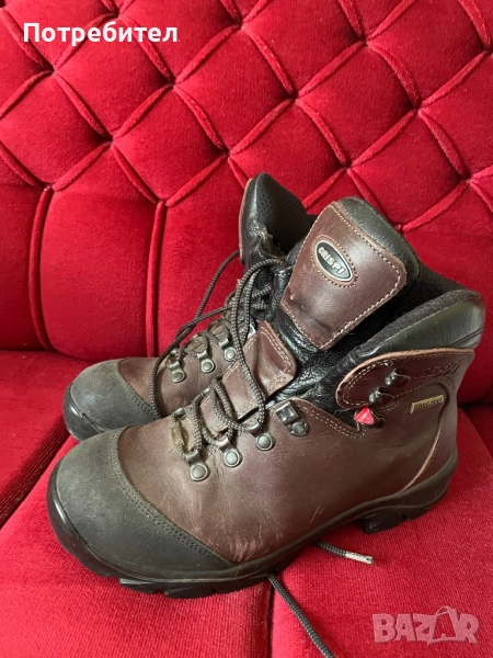Туристически обувки, снимка 1