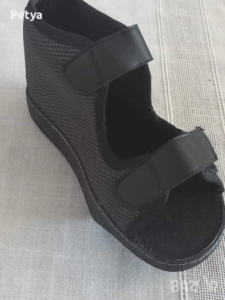 Ортопедична обувка лява - при счупване или изкълчване, снимка 1