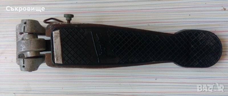 Стар педал за барабан, снимка 1