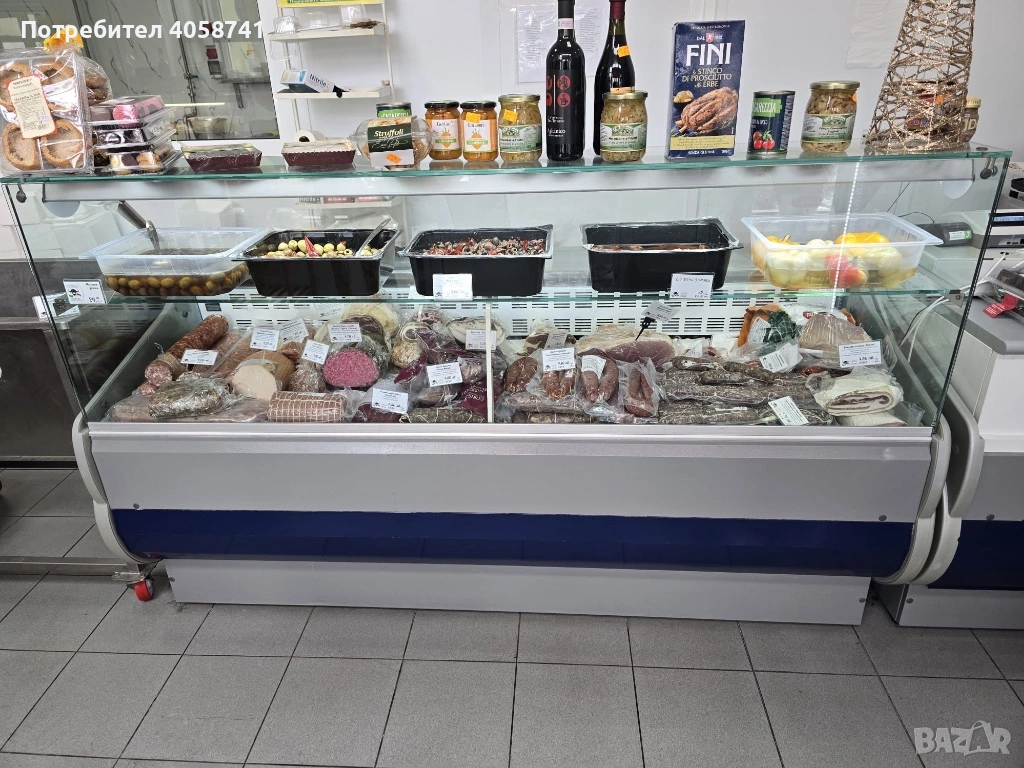 Хладилна витрина+ шкаф за касов апарат, снимка 1