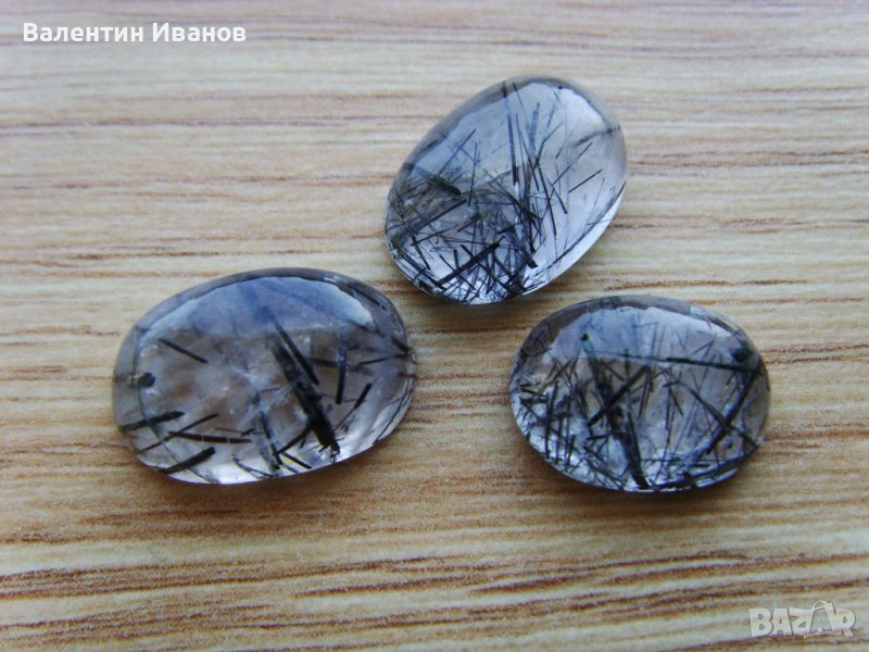 Естествени Опали,Сапфири,Гранати,Хризокола,Кехлибар,Турмалин в кварц,Турмалин, снимка 1