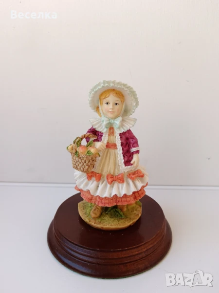 Фигурка на момиче "Little Miss" на The Leonardo Collection,, снимка 1