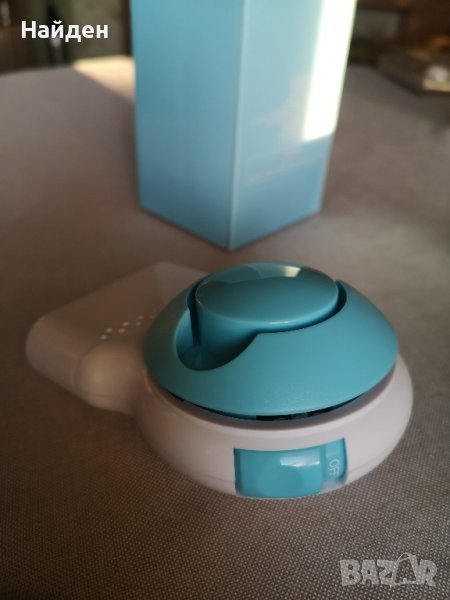 Портативен масажор за тяло Avon, снимка 1