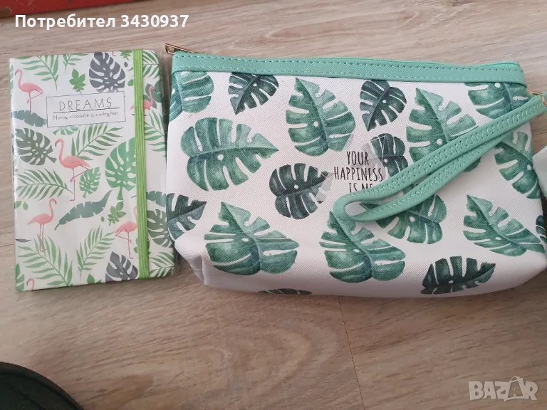 Козметична чантичка + тефтерче, снимка 1