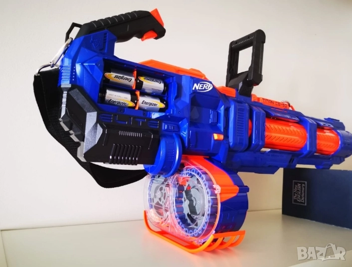  Голям детски пистолет с меки стрели , снимка 1