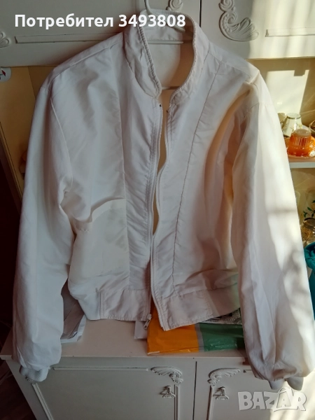 Стилно бяло дамско яке, снимка 1