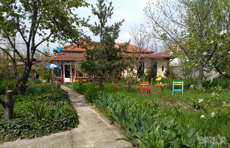 Къща на един етаж с градина, с. Юнаците, 7 км от Пазарджик, снимка 1