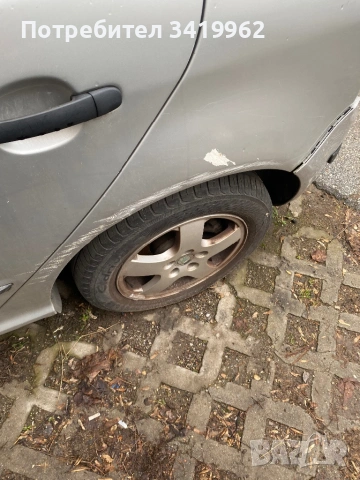 Шкода Фабия 2005 година 14 бензин, снимка 13 - Автомобили и джипове - 53507173