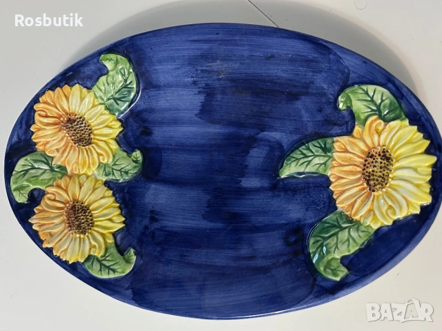 Италианска порцеланова чиния с релефни цветя , снимка 3 - Декорация за дома - 53353594