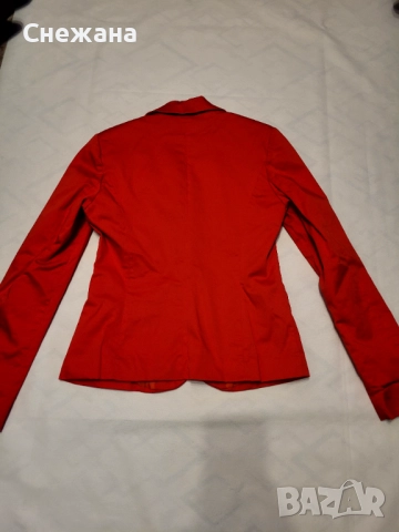 Дамско сако, снимка 2 - Сака - 51909925