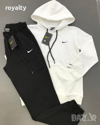 Nike дамски спортни комплекти Различни цветове , снимка 4 - Спортни екипи - 49941163