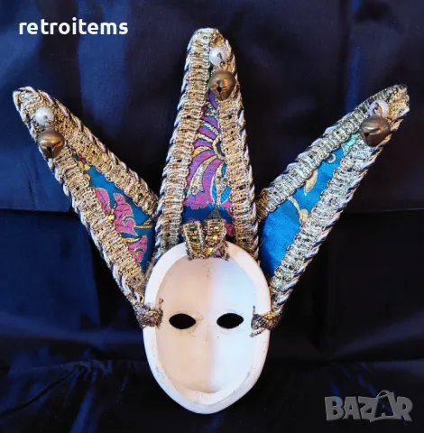 Оригинална ръчно изработена и декорирана порцеланова Венецианска маска, снимка 7 - Декорация за дома - 49621661
