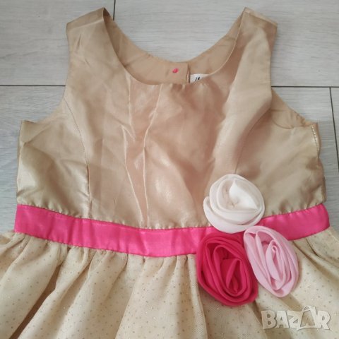Английска официална тюлена рокля H&M за 7-8 г., снимка 3 - Детски рокли и поли - 33283387