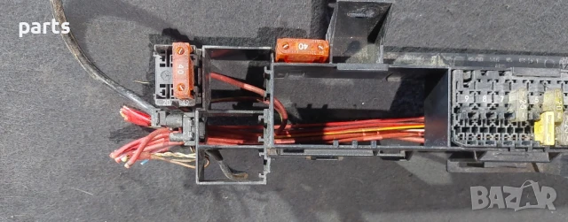 Бушонна Кутия Мерцедес Е класа W210 N:614 (2) - 2105460543, снимка 4 - Части - 51281096