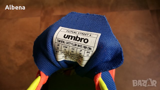 UMBRO FUTSAL STREET 4 размер EUR 45 / UK 10 за зала 8-4-S, снимка 13 - Спортни обувки - 28018767