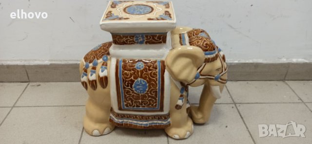 Голям керамичен слон, снимка 2 - Антикварни и старинни предмети - 32718501
