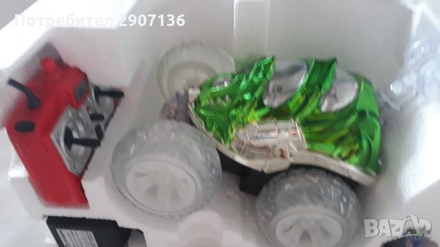 ДЖИП С ДИСТАНЦИОННО УПРАВЛЕНИЕ И ЗАРЯДНИ БАТЕРИИ ,движи се във всички посоки исе върти , снимка 5 - Коли, камиони, мотори, писти - 35114148