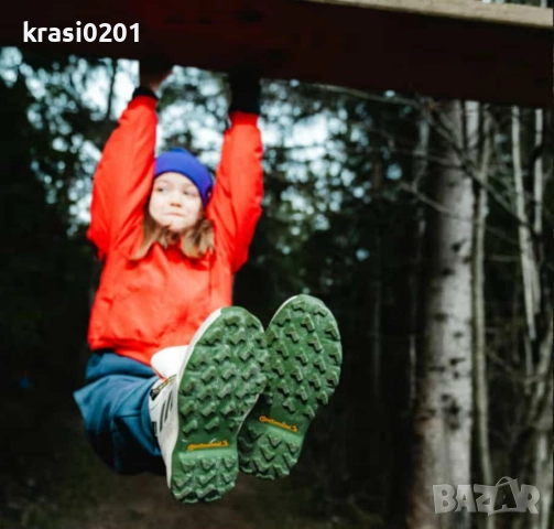 Оригинални боти на Adidas Terrex Gore-Tex, 33, снимка 12 - Детски боти и ботуши - 52073271
