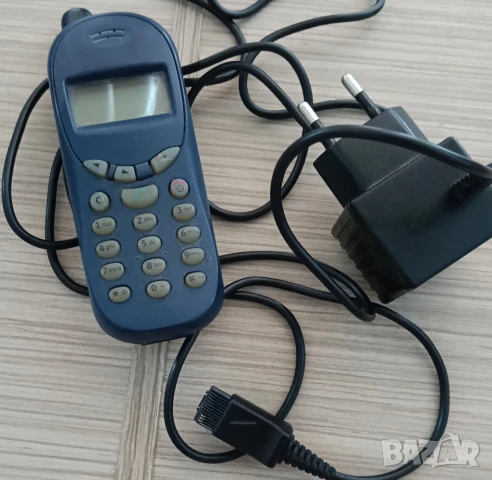 Мобилен телефон Siemens A35 РЕТРО,със зарядно у-ство,за колекционери, снимка 1