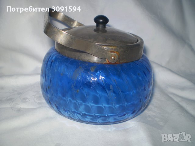 Ретро Бонбониера Синьо стъкло метален капак с дръжка, снимка 3 - Други ценни предмети - 39367235