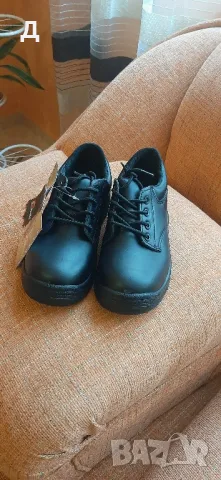 Работни обувки с бомбе 37номер