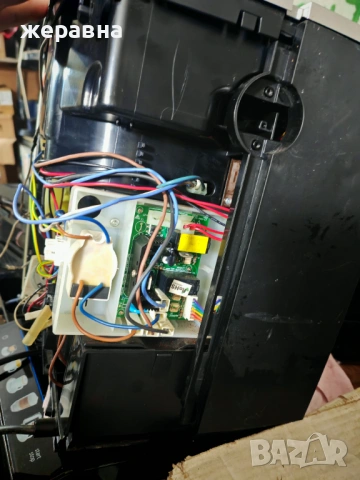 Jura Impressa J5 , снимка 4 - Кафемашини - 53430003