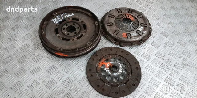 Съединител Audi A4 2.5TDI 180hp 2002г.	