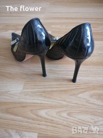 Оригинални обувки VERSACE , снимка 4 - Дамски елегантни обувки - 26877557