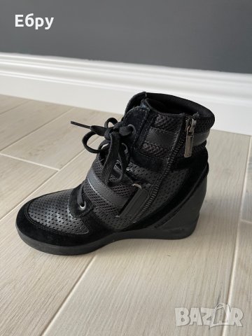 Маратонки на платформа - Armani Jeans, снимка 5 - Дамски ежедневни обувки - 34624400