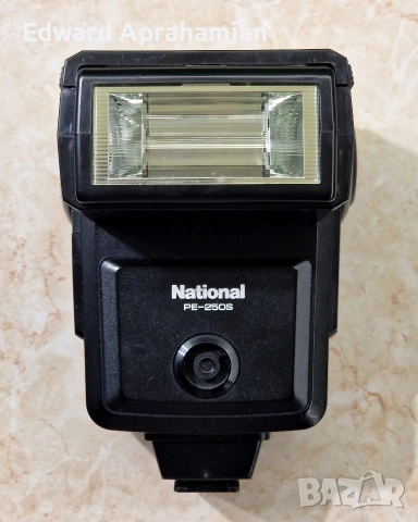 Светкавица National PE-250S, снимка 3 - Светкавици, студийно осветление - 53100575
