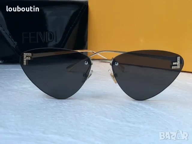 Fendi Дамски слънчеви очила тъиъгълни 3 цвята, снимка 15 - Слънчеви и диоптрични очила - 47766215