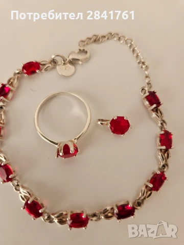 Сребърен комплект с червени камъни, снимка 4 - Бижутерийни комплекти - 39463231