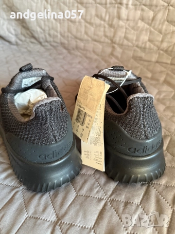 Маратонки Адидас , снимка 2 - Детски маратонки - 52975805