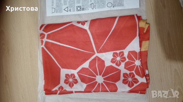 Голям, нов, дамски, квадратен шал от Avon, снимка 2 - Шалове - 26581469