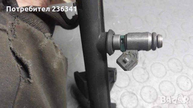 Горивна рейка , дюзи и гарнитури фолксваген, шкода 1,6 АЕЕ мотор 75кс, снимка 8 - Части - 28562326