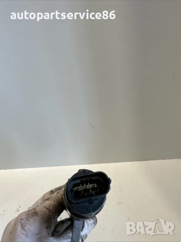 Горивна рейка за Jeep Grand Cherokee 3.0 Crd (2012) 0445216043, снимка 2 - Части - 53512603