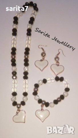 Романтичен комплект от колие, гривна и обеци с бяло сърчице, снимка 2 - Бижутерийни комплекти - 15225120