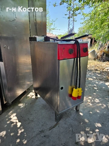 Фритюрник на база професионален на ток трифазен Мощен 2х6kw. 2х10 литра втора употреба , снимка 3 - Обзавеждане на кухня - 50909118