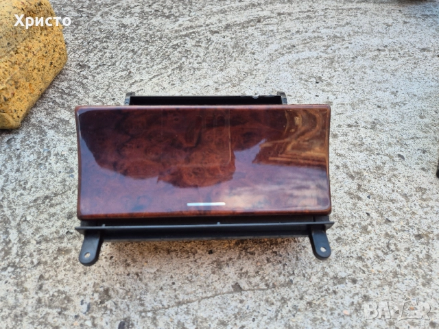 "Пепелник" конзола Непушач ЦЛК W208, снимка 2 - Части - 51896380