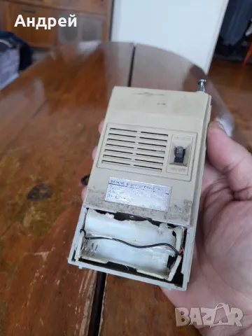 Старо радио,радиоприемник Siemens Melodie RT 702 #2, снимка 4 - Други ценни предмети - 50316661