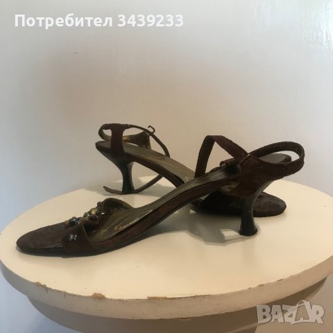 Дамски ретро обувки на ток, снимка 1 - Дамски обувки на ток - 38004152